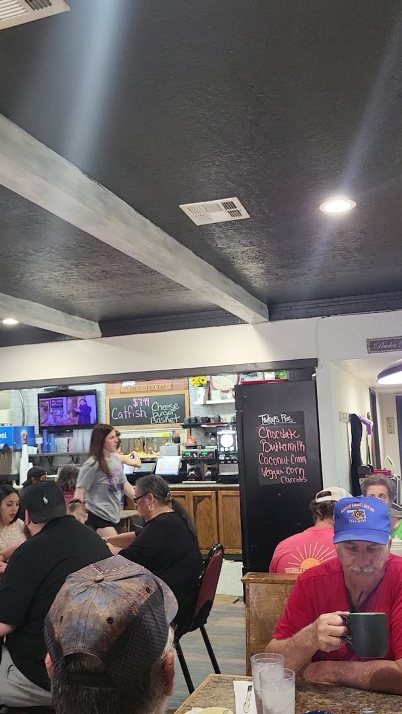 The Staff That Makes the Meal Feel Personal