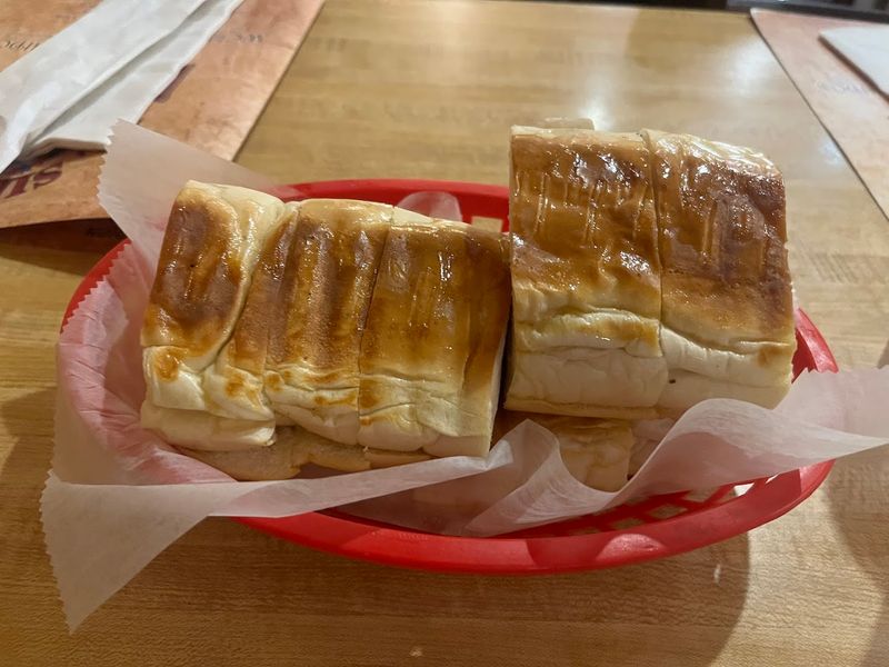 The Bread That Arrives Before You Even Order