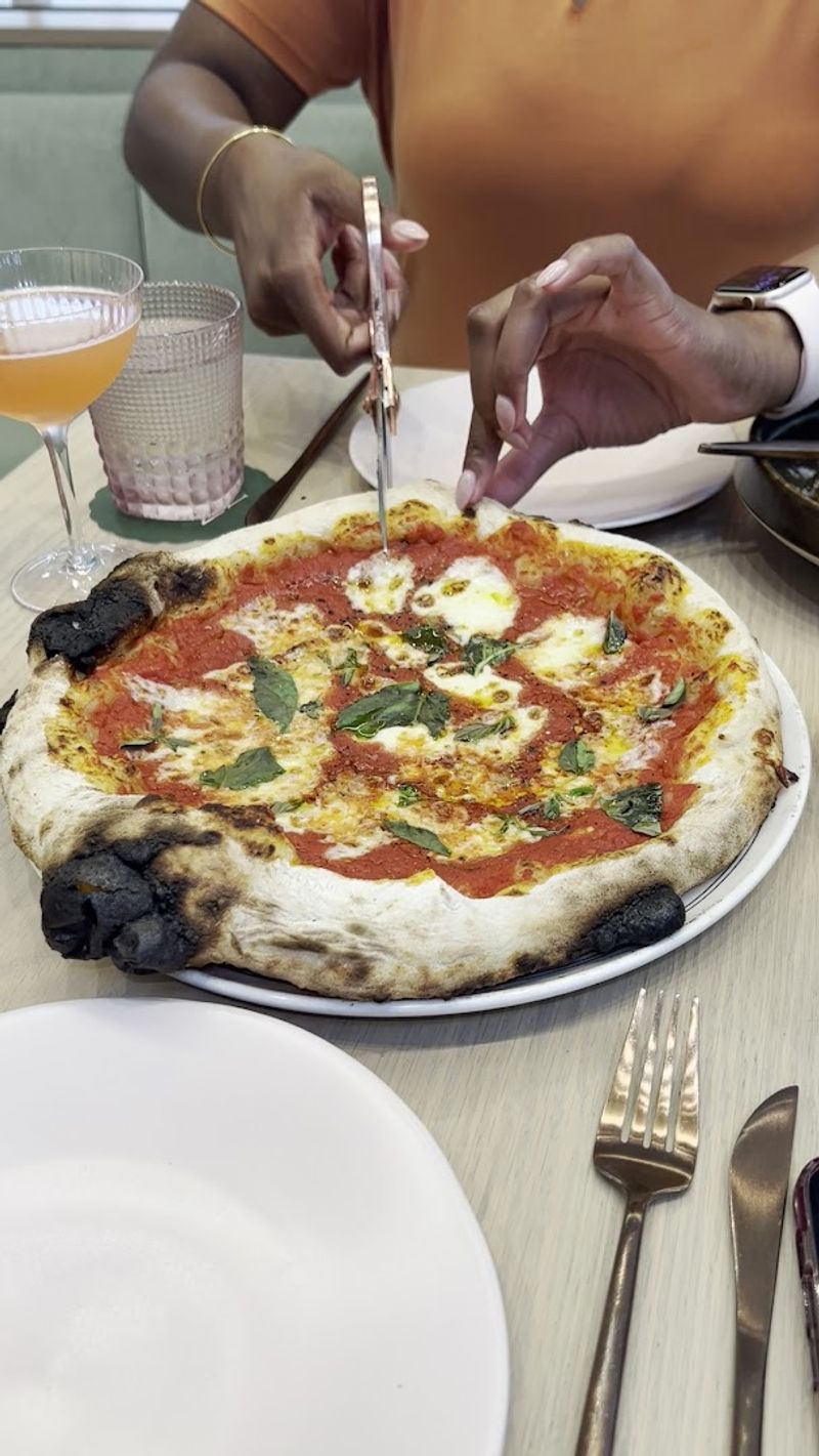 The Wood-Fired Pizzas Worth Ordering