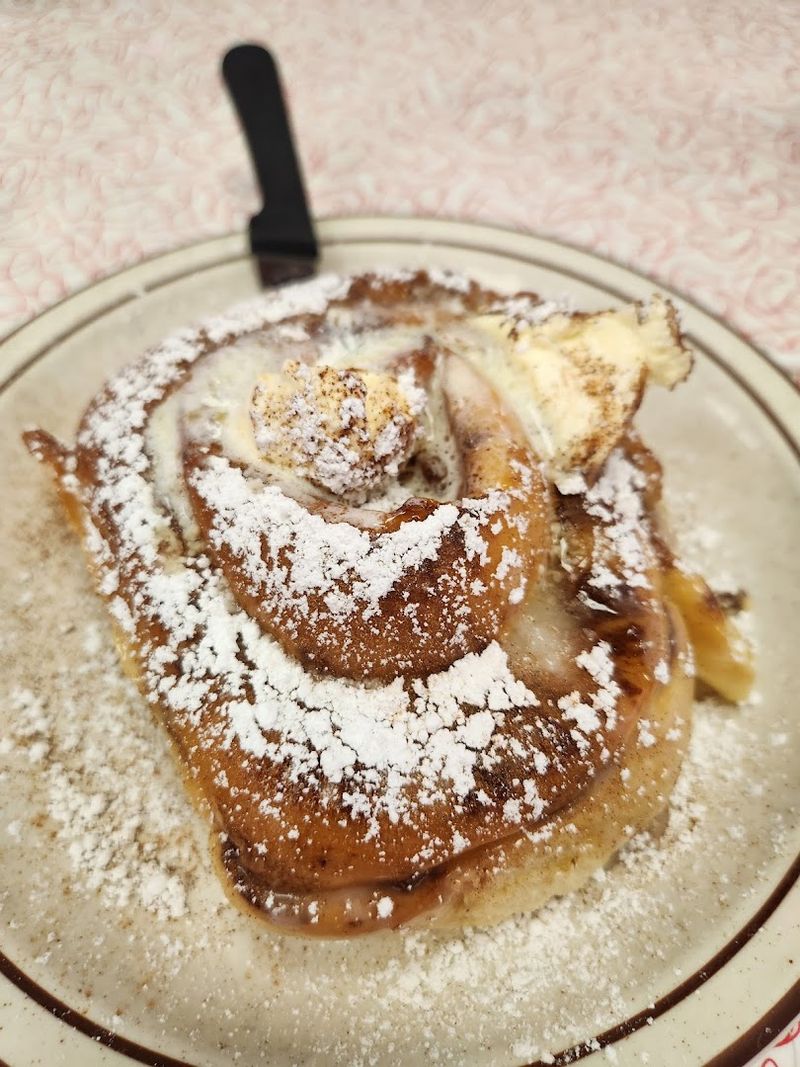 The Legendary Cinnamon Rolls