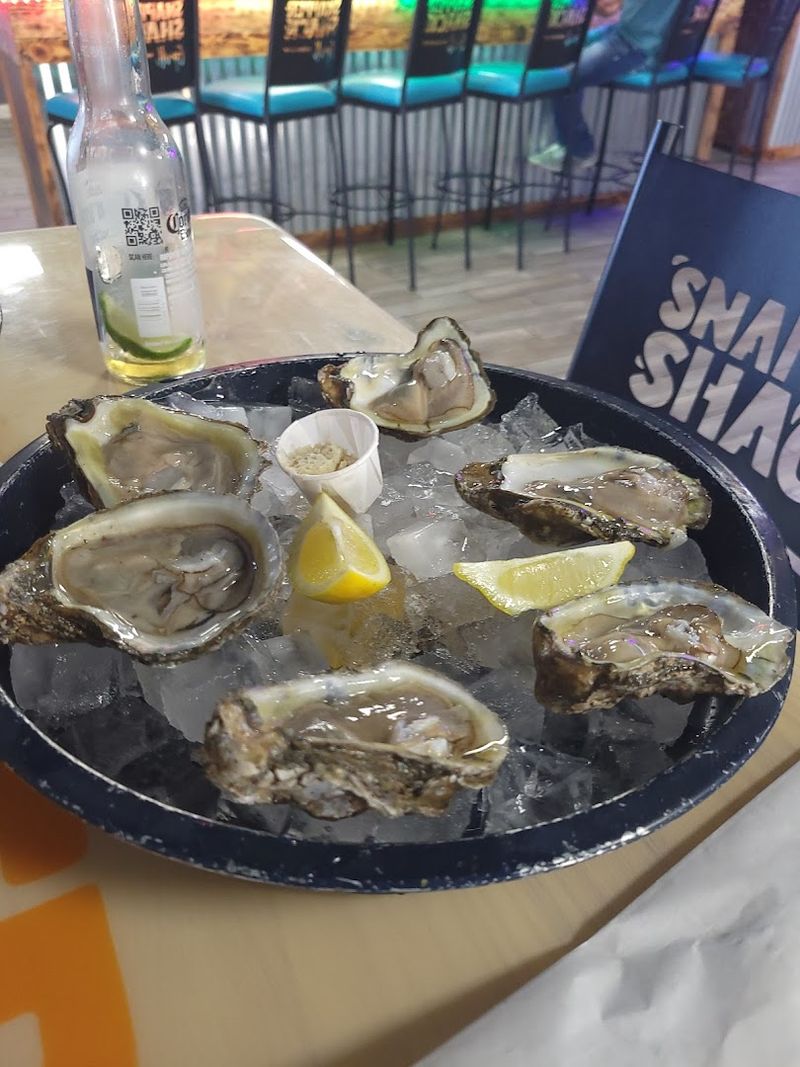 Fresh Oysters Far From the Coast