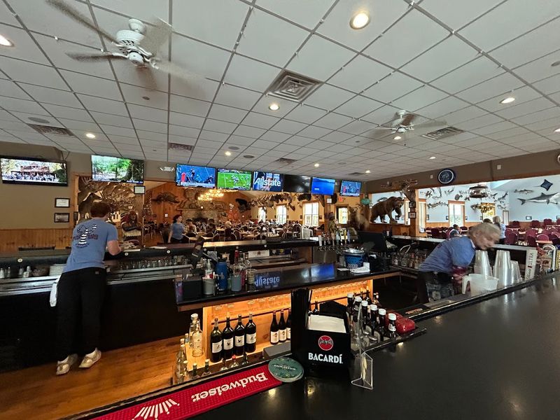 Cash Discounts and a Practical ATM Policy