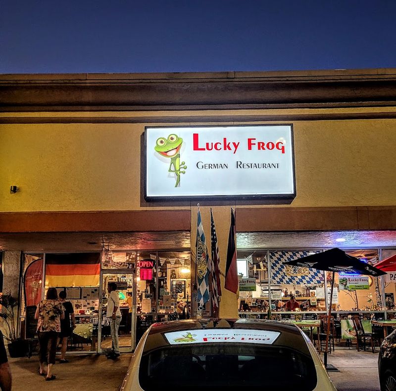 The Lucky Frog Restaurant - Bradenton