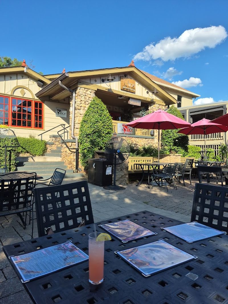 Slice Pizza & Brew - Birmingham, Alabama