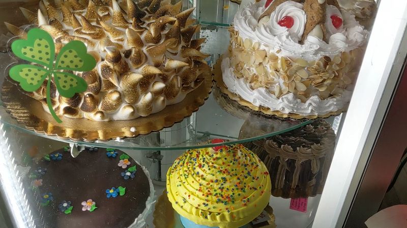 Custom Cakes That Go Above and Beyond