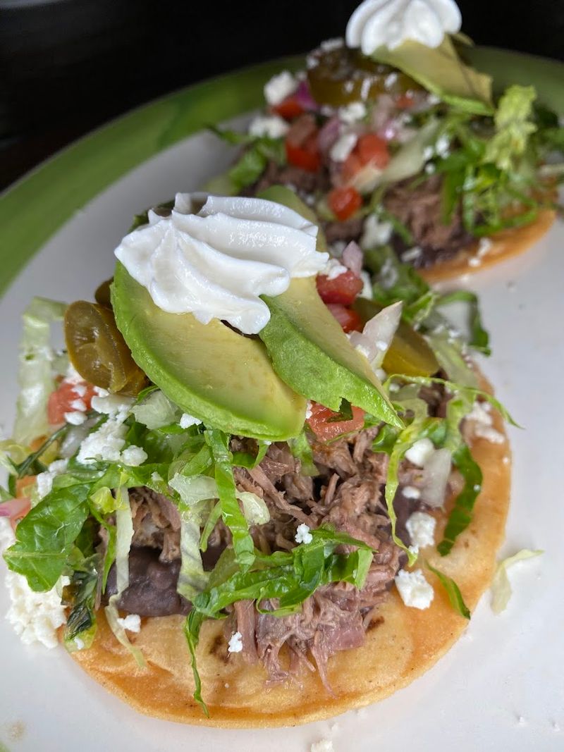 Lunch Specials Worth Rearranging Your Schedule