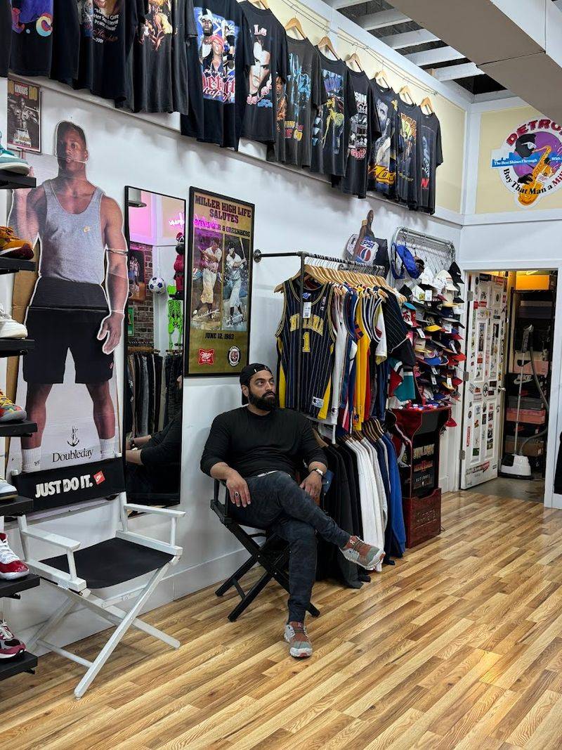 How the Staff Actually Treats You When You Walk In