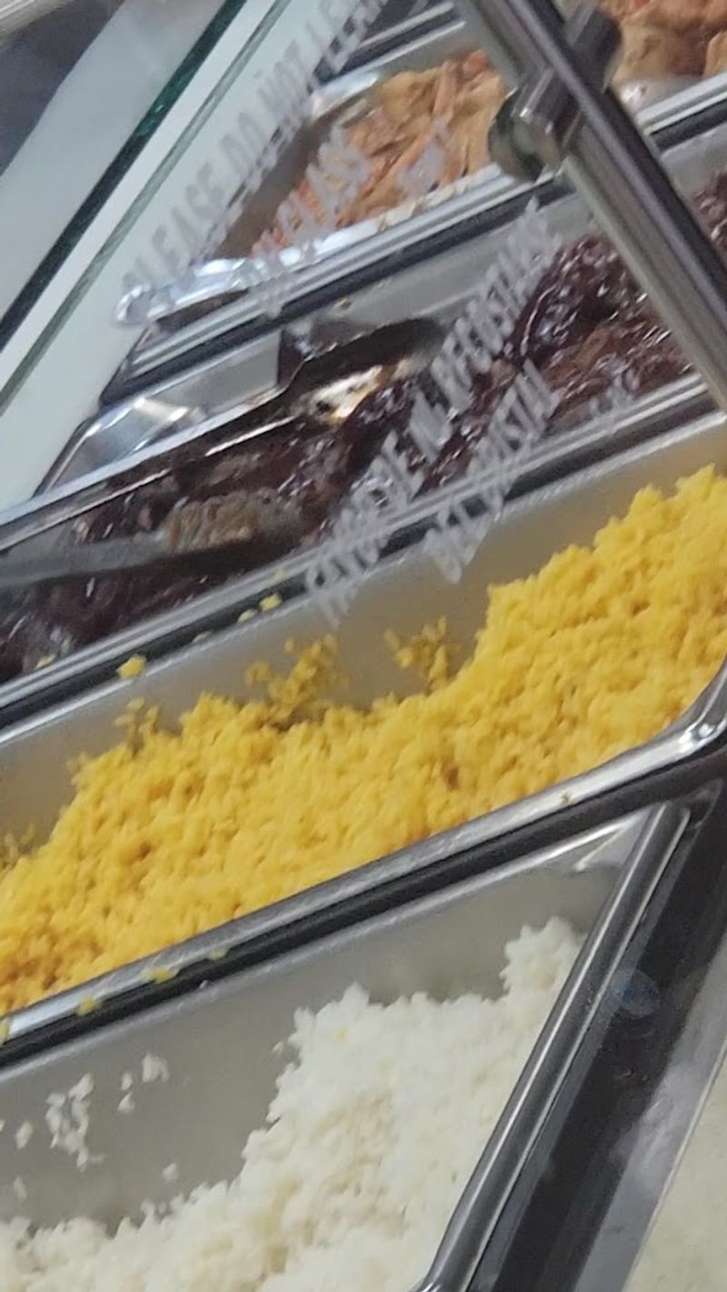 A Menu That Rotates and Keeps Things Interesting