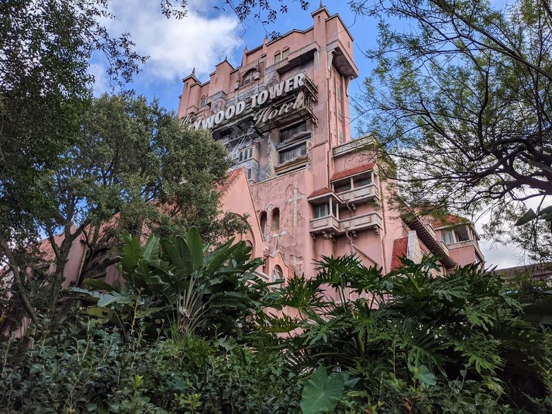 The Drop Sequence: Unpredictable, Weightless, and Wildly Fun