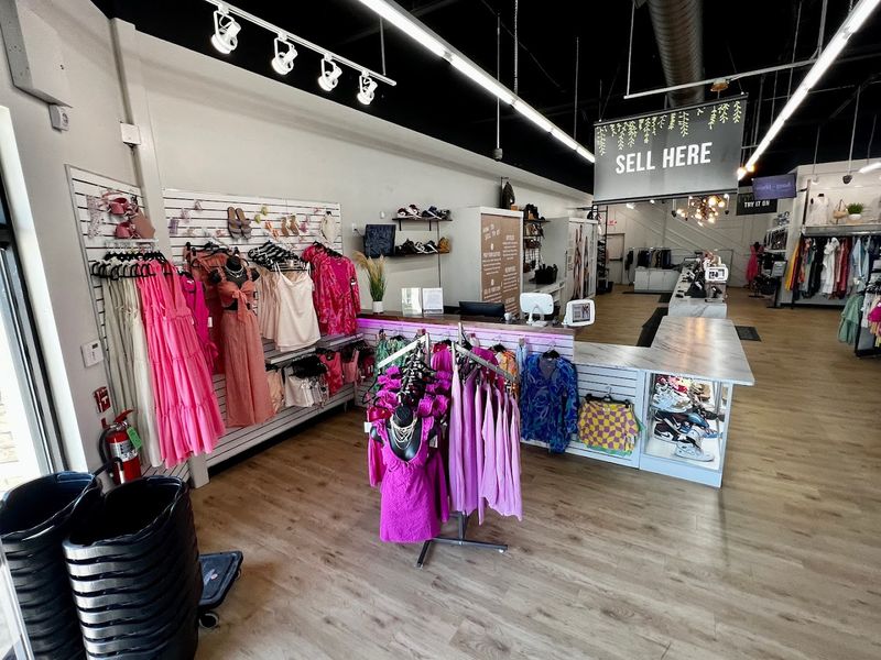 Selling Your Clothes and Walking Away With Cash