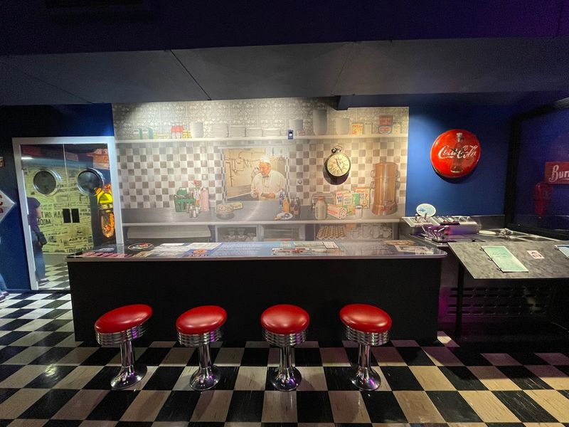 The Roadside Diner Replica