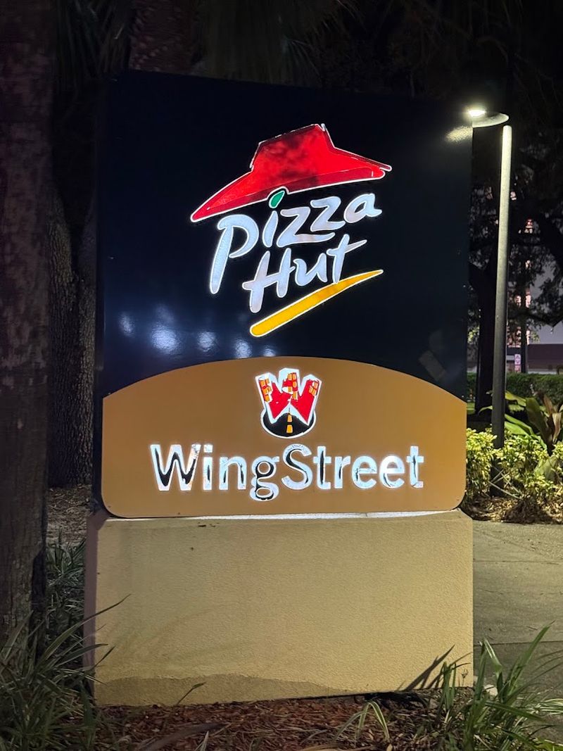 A Convenient Stop Near the Titanic Exhibit