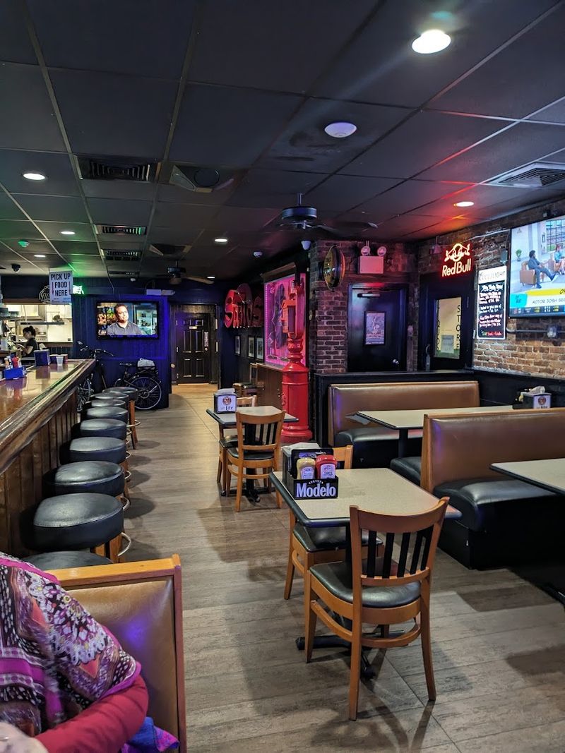 Hours That Work for Night Owls and Early Birds