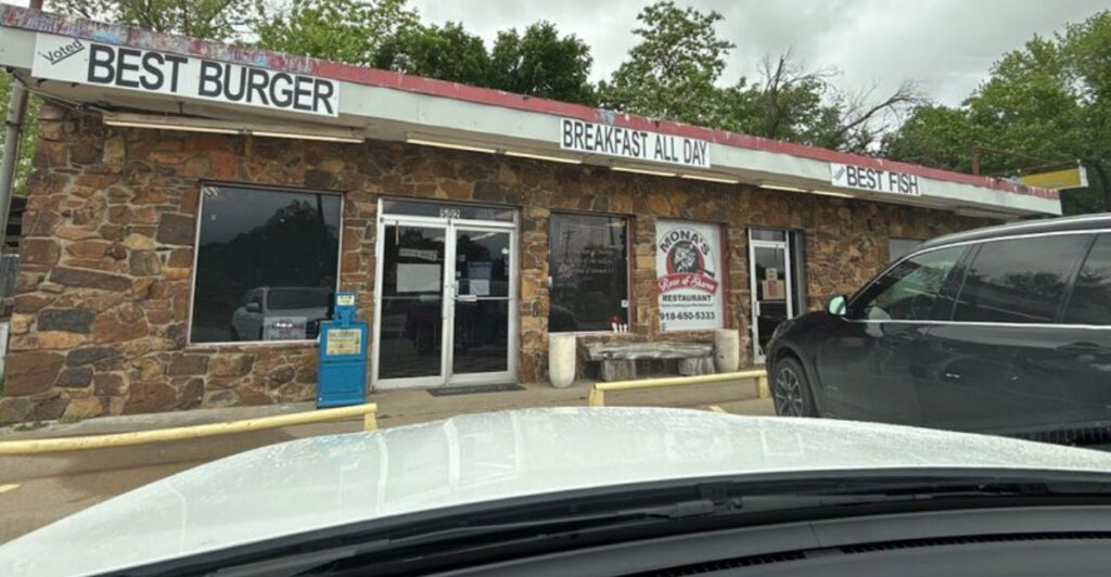 The Fried Catfish and Homemade Fried Pies at This Oklahoma Diner Are Worth the Drive