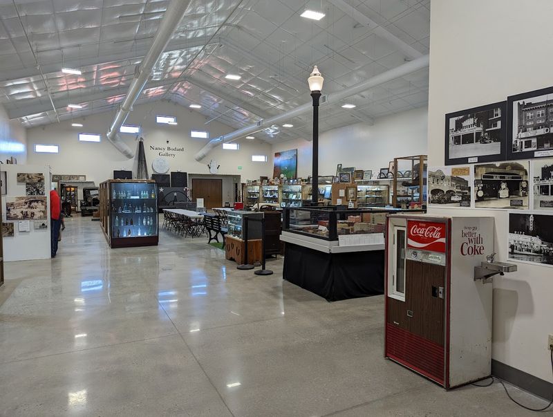 Exhibits That Cover a Wide Range of History