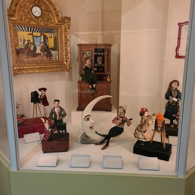 Automata That Seem Almost Alive