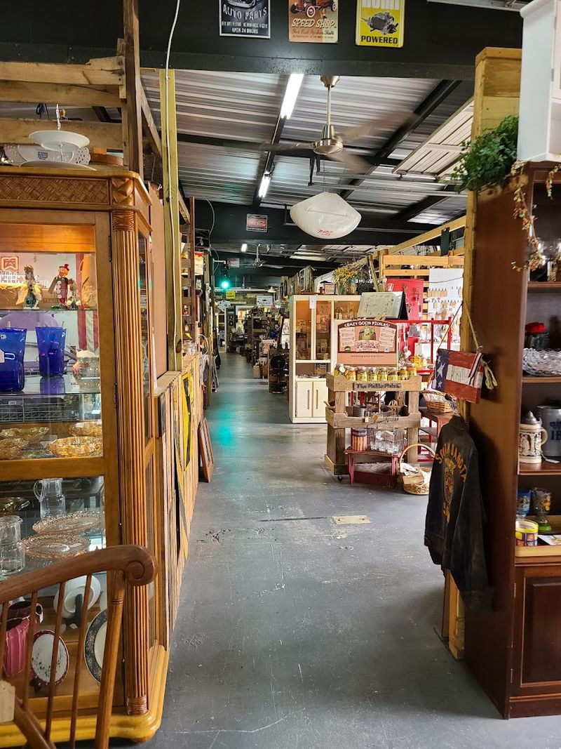 Home Decor Hunting Done Right