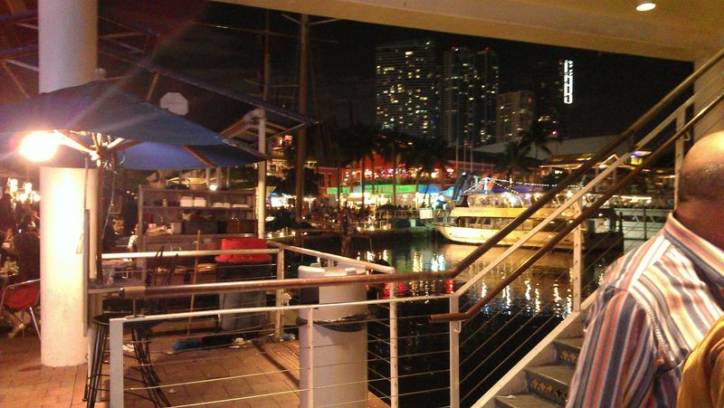 Live Music That Sets the Whole Mood