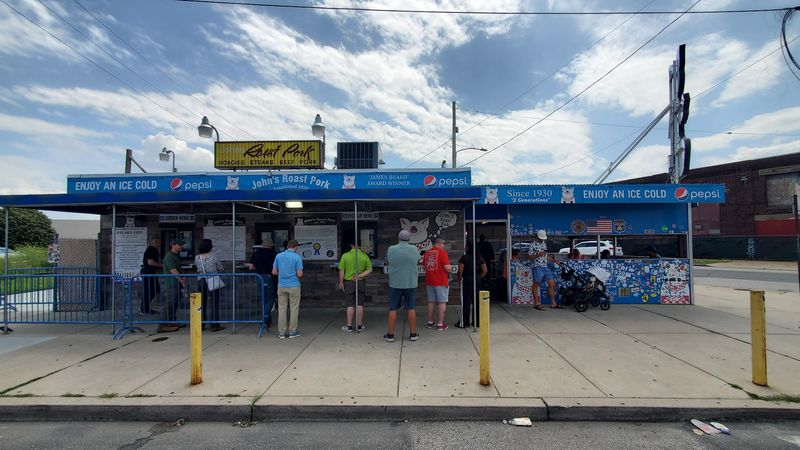 Cash Only and Early Closing Hours