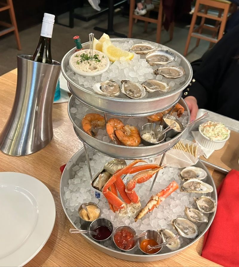 The Oyster Bar That Demands Your Full Attention