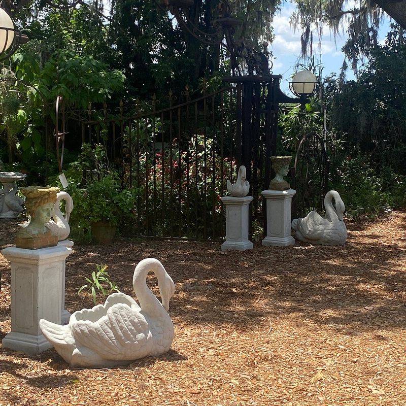Garden Statues and Concrete Sculptures