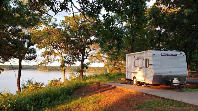 Camping Options: From Full Hookups to Quiet Retreats