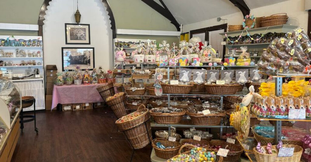 The Little River Edge Chocolate Counter Turning First-Time Visitors Into Lifelong Regulars