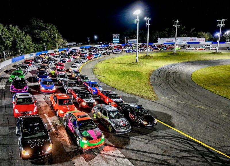 The 3/8-Mile Oval That Keeps You on the Edge of Your Seat