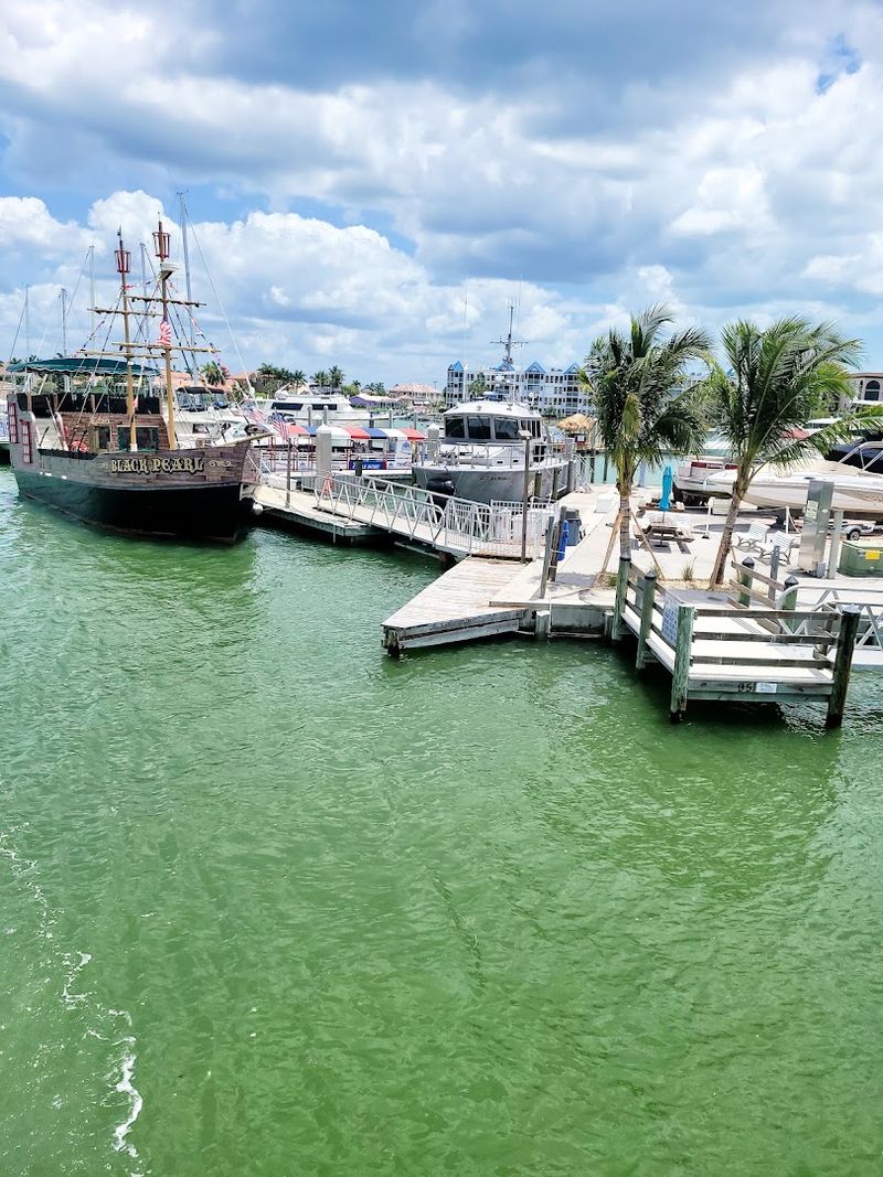 Where to Eat on the Island