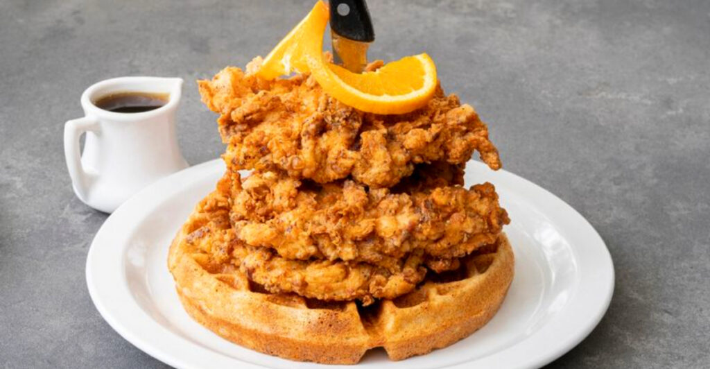 The Oregon Spot Where the Fried Chicken Is Famous Statewide