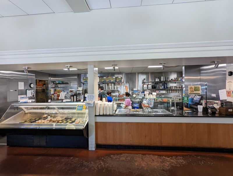 A Deli Counter Worth Lingering Near