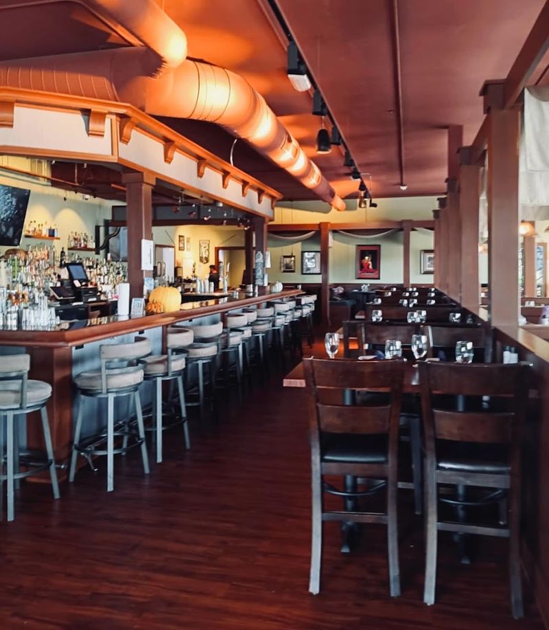 Weekend Live Music Adds a Layer to the Atmosphere