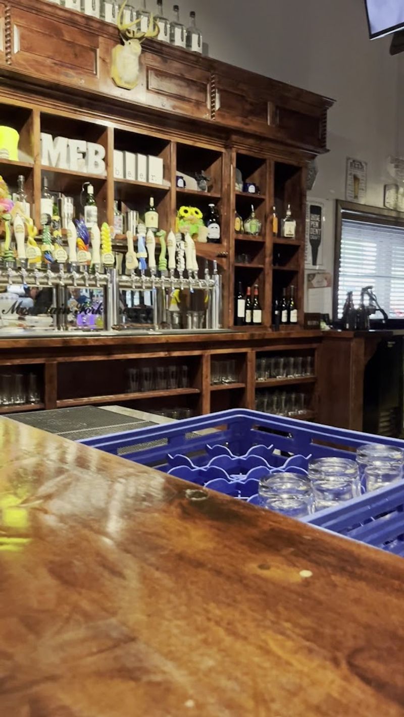 Service, Staff, and What to Know Before You Order