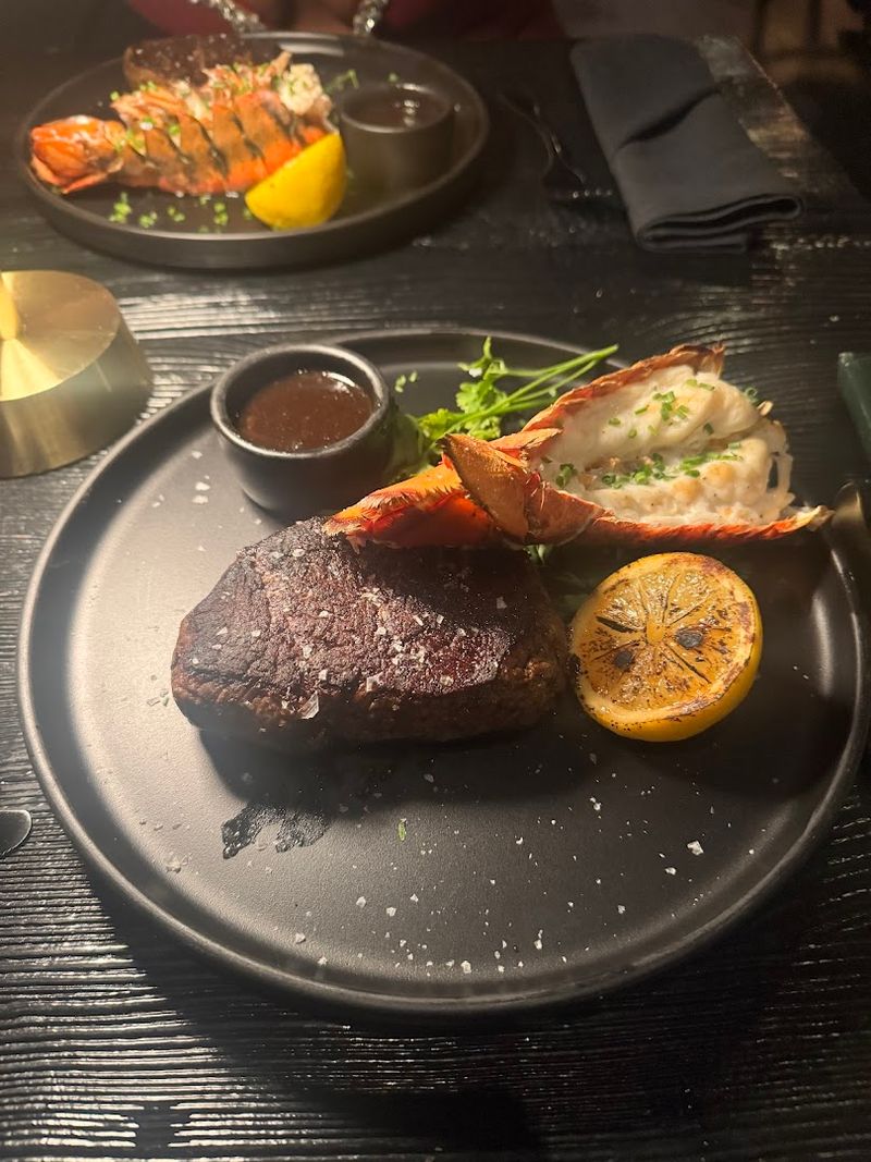 Halal Options and Menu Accessibility