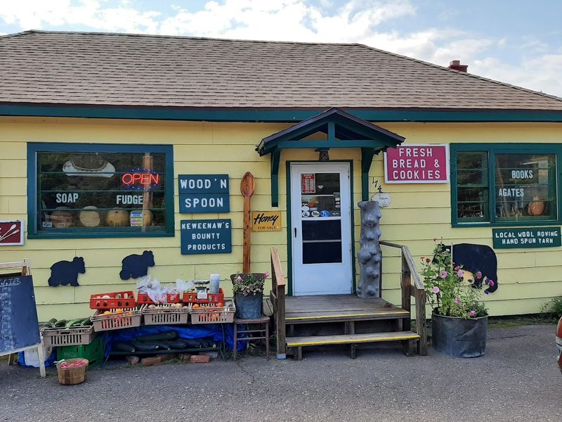 Planning Your Visit Before the Season Ends