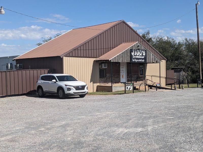 Jiggs Smoke House on Route 66: A Road Trip Landmark