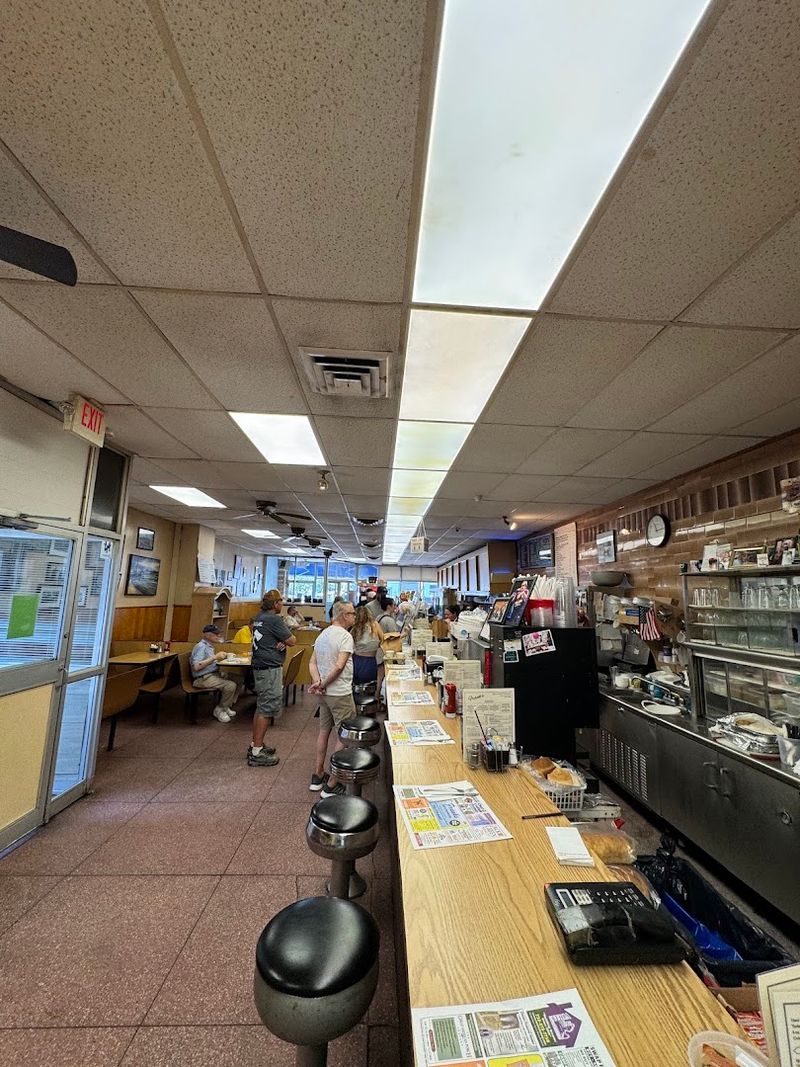 The Atmosphere Inside Frank's