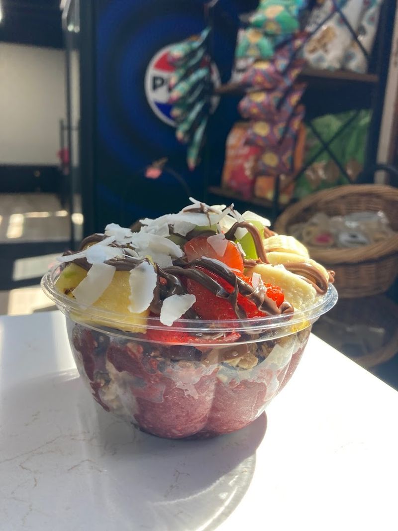 Acai Bowls Worth Rearranging Your Schedule For