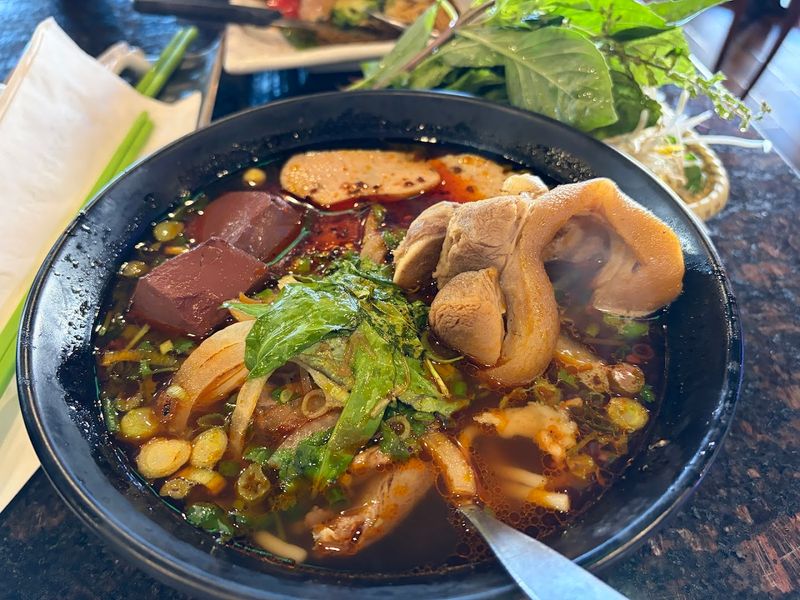 Bun Rieu and Bun Bo Hue: The Underrated Stars