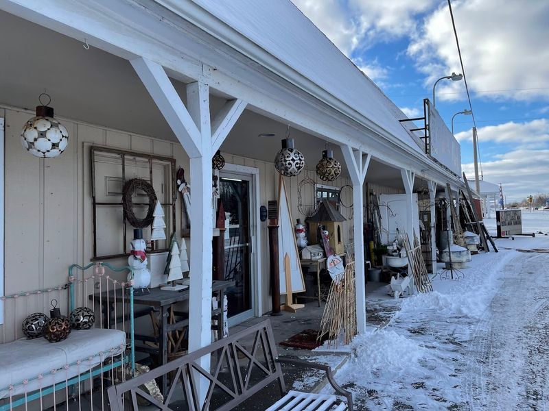 Hours, Access, and Planning Your Visit Right