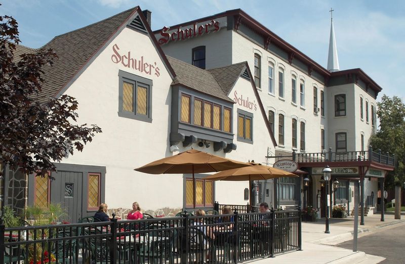 Schuler’s Restaurant & Pub, Marshall