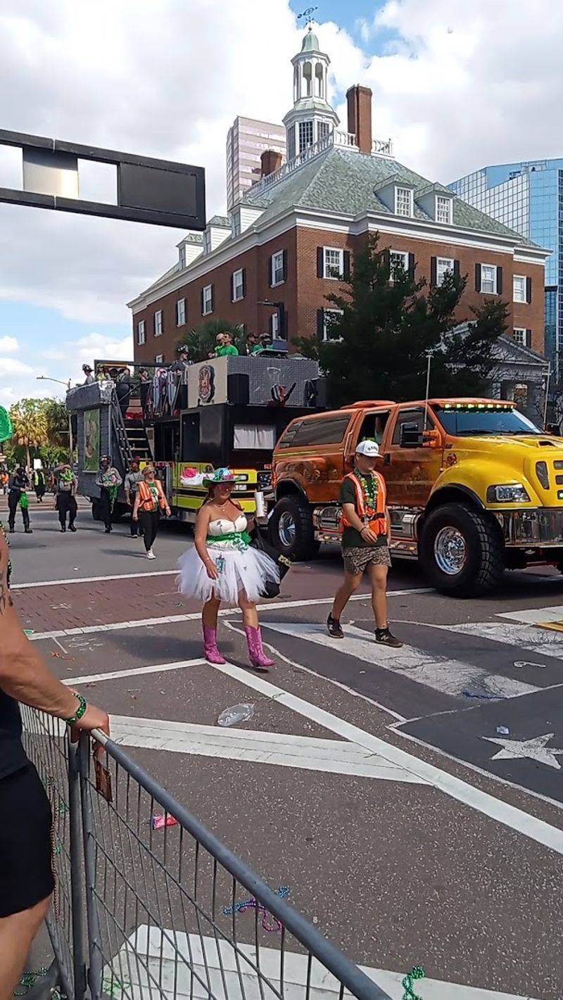 Best Spots to Watch the Parade