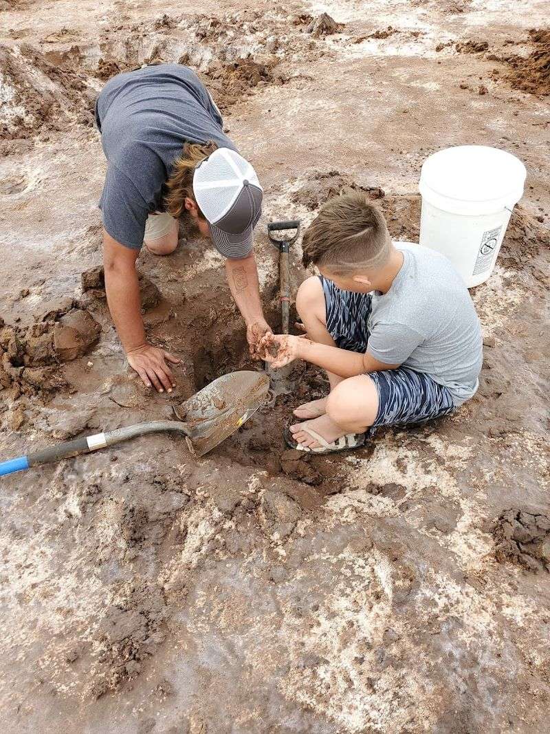 Digging for Hourglass Selenite Crystals