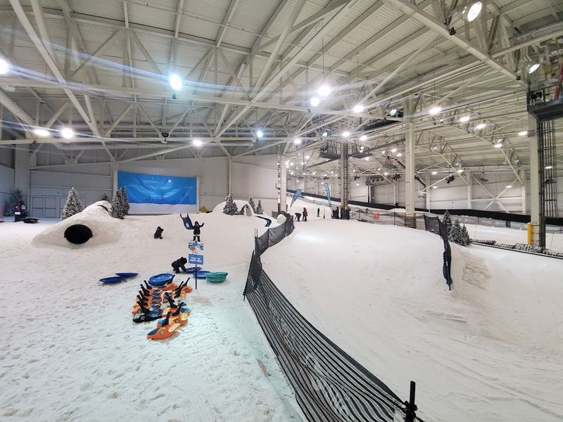 Big Snow: Skiing Without Leaving the Building