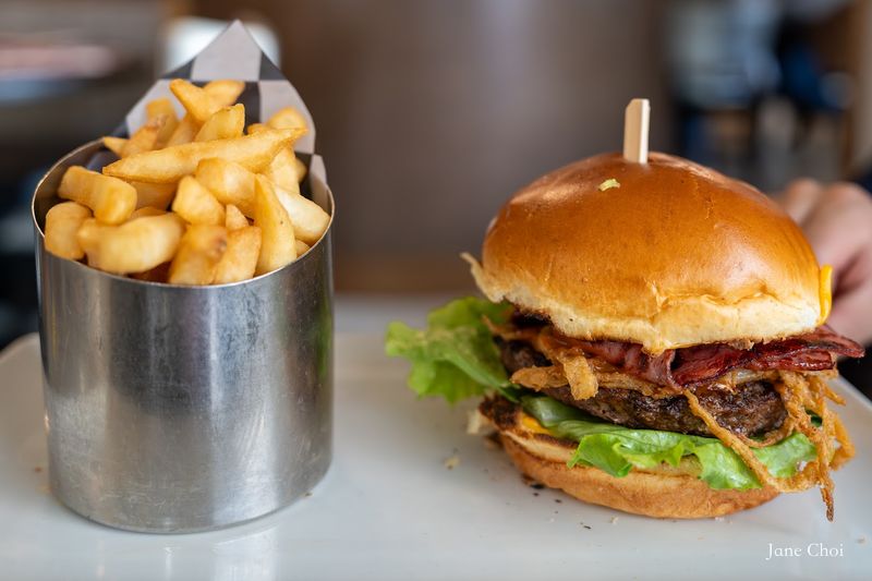 Burgers, Wraps, and the Sandwiches Worth Ordering