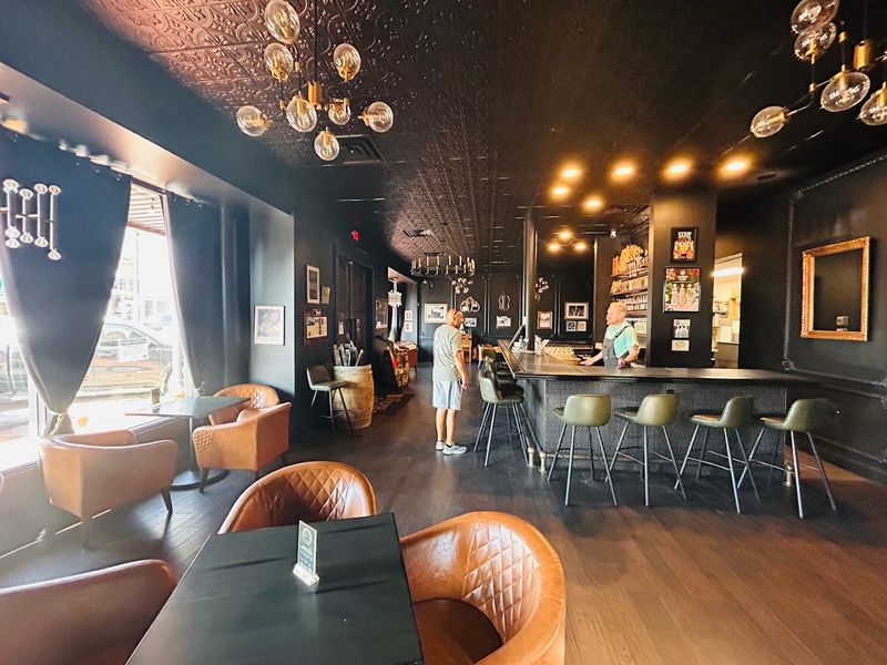 The Wander Inn Bar and Its Relaxed Atmosphere