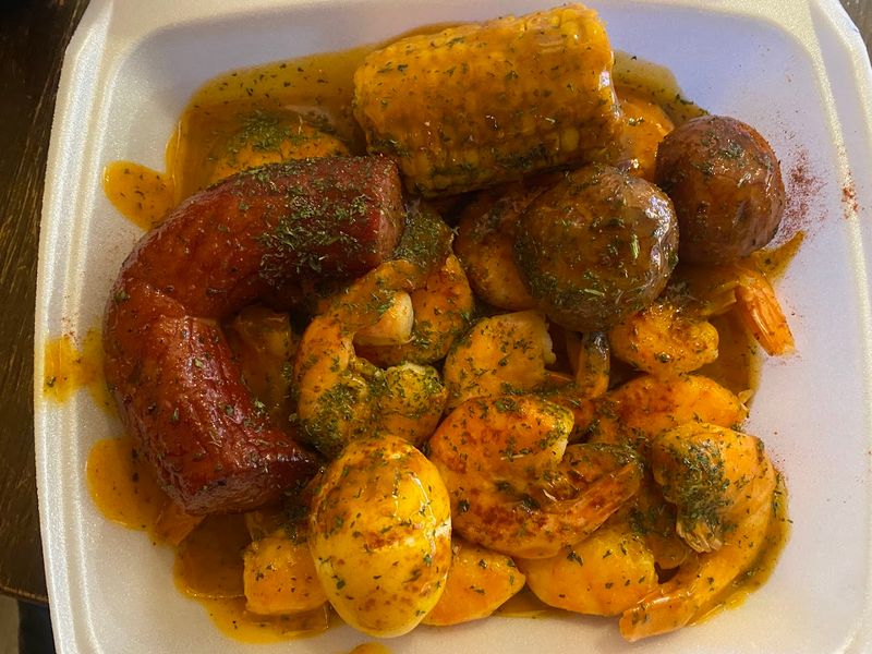 The Sassy Plates That Everyone Keeps Talking About