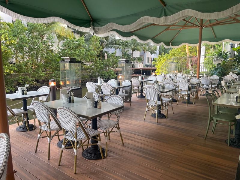 The Outdoor Patio Experience Along the Canal