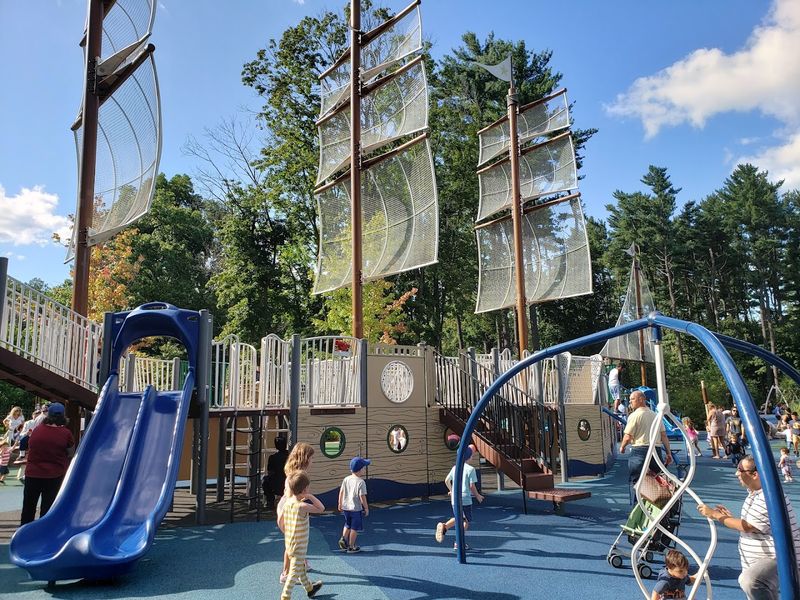 Play Structures That Actually Keep Kids Busy