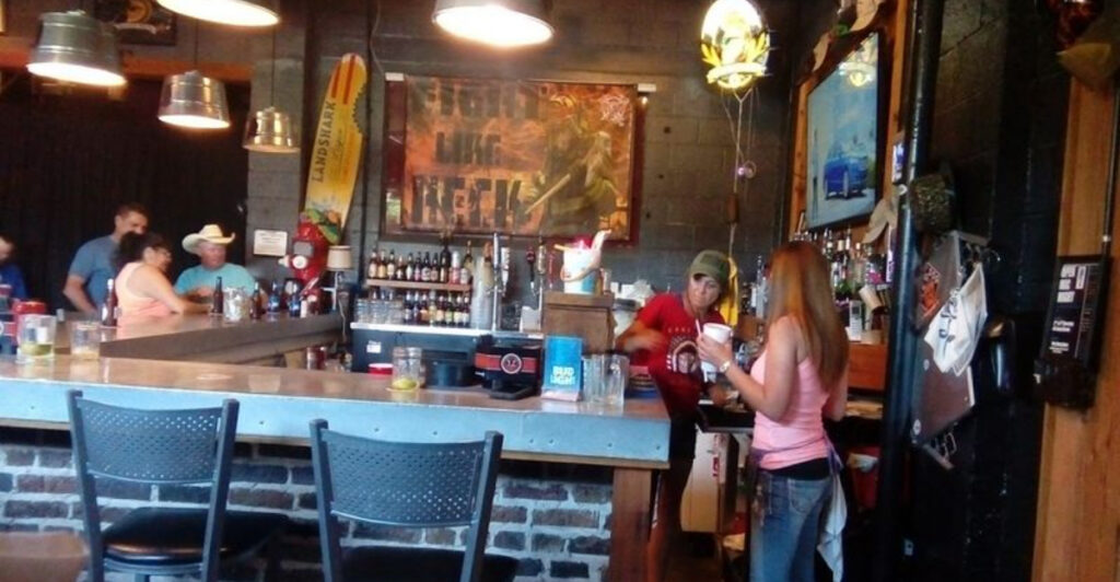 The Tall Hamburgers and Chicken Fried Steak at This Oklahoma Grill Keep Locals Coming Back